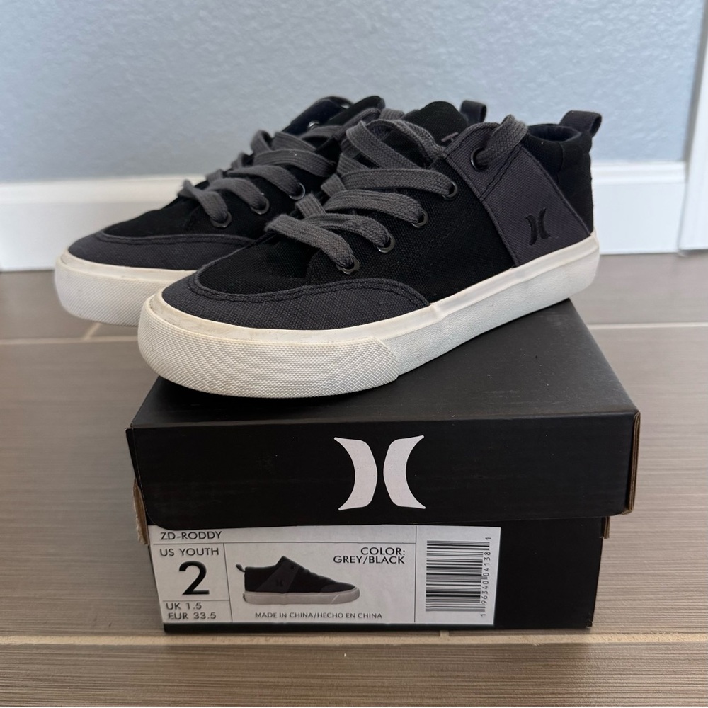 Hurley Sneakers in Black and Gray RODDY